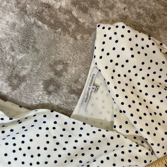 Collection Concepts dress SZ small wrap white and black dotted above knee dress - Picture 10 of 12